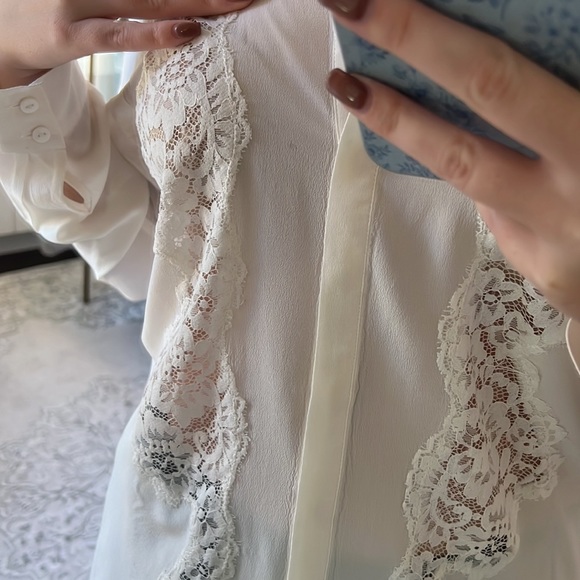 Gold Hawk | Blouse - Picture 3 of 5